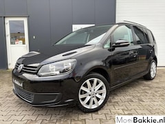 Volkswagen Touran - 1.2 TSI Highline 1e Eigenaar / Trekhaak