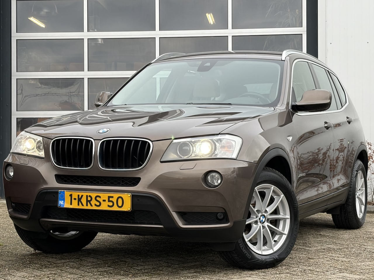 BMW X3 - xDrive20i High Executive 184pk | Audio-navigatie full map + hard disk | Bi-xenon koplampen - AutoWereld.nl