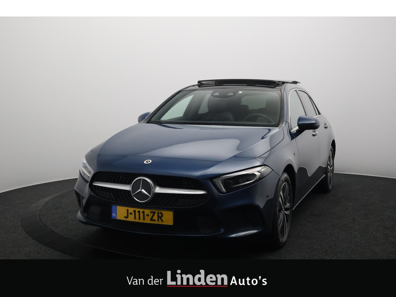 Mercedes-Benz A-klasse - 250 e Business Solution Luxury Limited | Trekhaak Wegklapbaar | Panoramadak | Leer - AutoWereld.nl