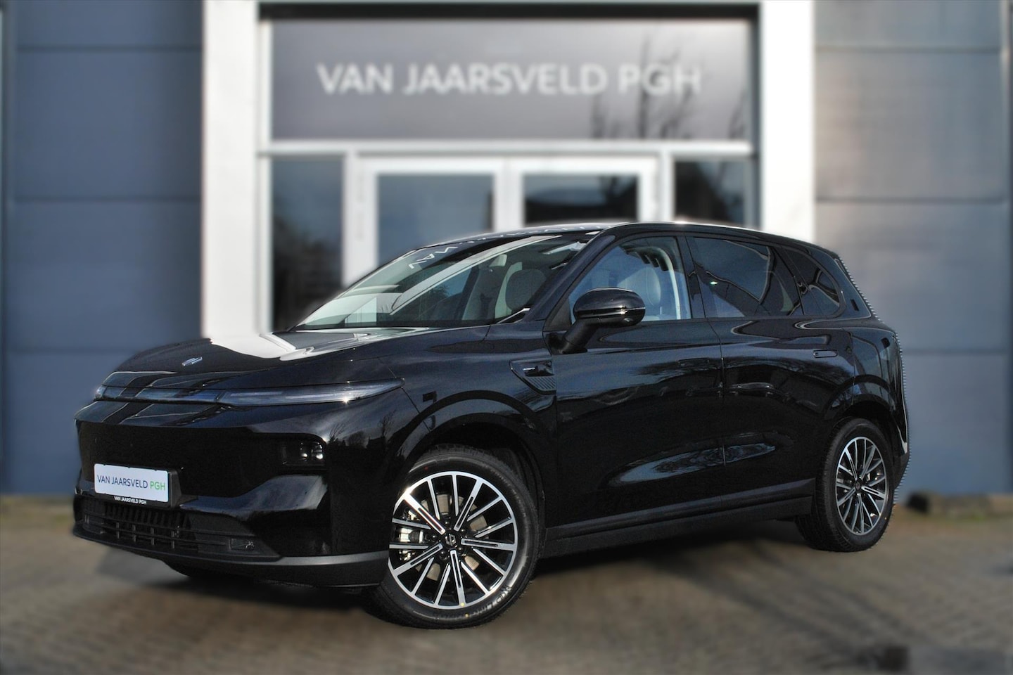 Leapmotor B10 - EV 67,1 kWh 218pk Design | Private Leaseprijs - AutoWereld.nl