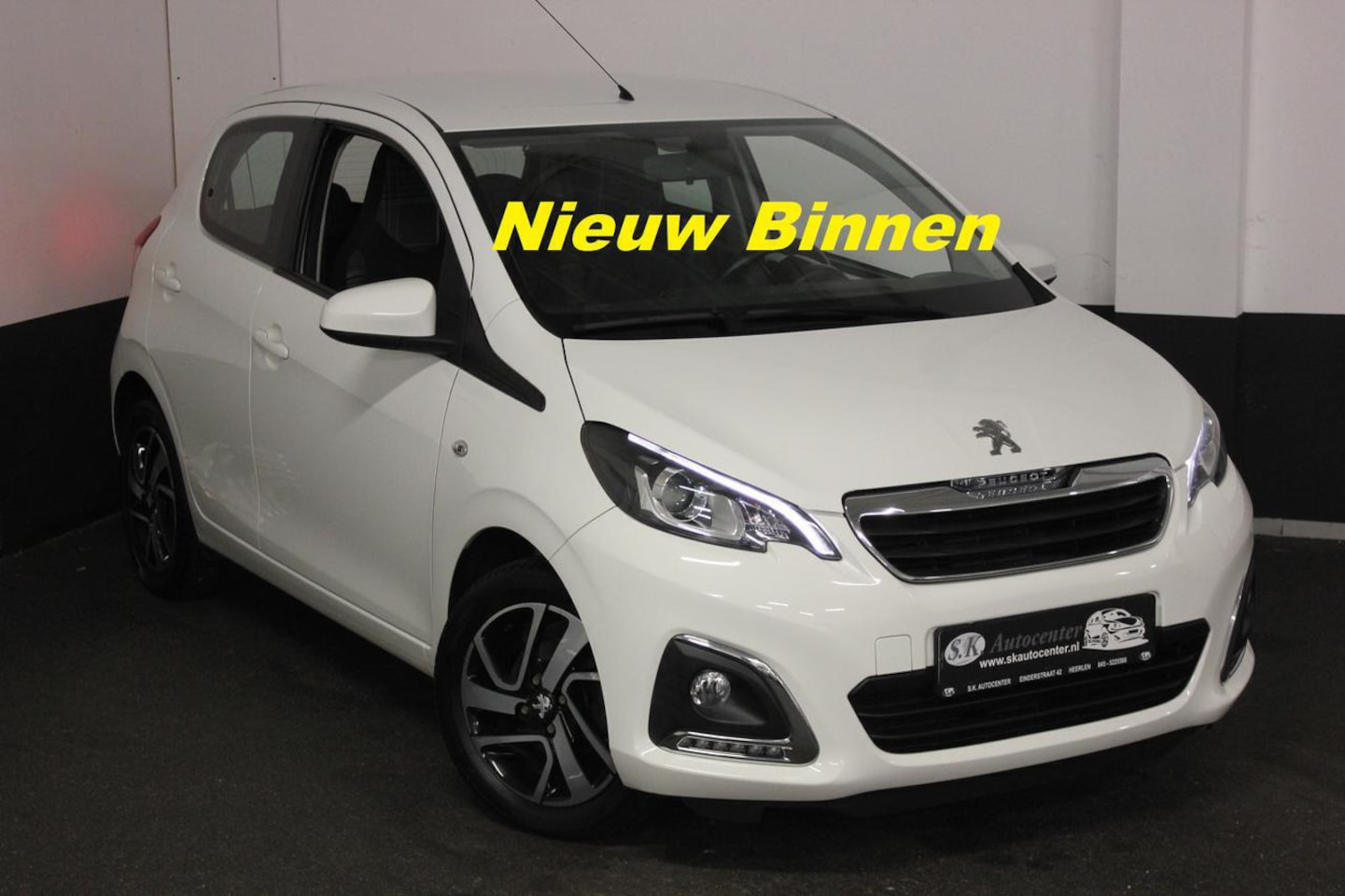 Peugeot 108 - ALLURE SPORT*LED*CAMERA*CARPLAY*NETTE AUTO* - AutoWereld.nl