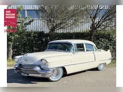 Cadillac Series 62 - SEDAN BWJ 1956 365 CUI / 6.0L V8 ELEK. RAMEN | ELEK. VOORBANK | AIRCO | ARMSTEUN ACHTER |