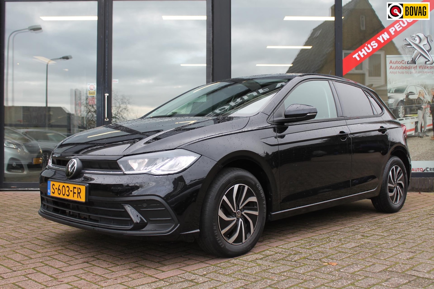 Volkswagen Polo - 1.0 TSI Life Automaat/Adaptive Cruise/Navi/Trekhaak/NAP! - AutoWereld.nl