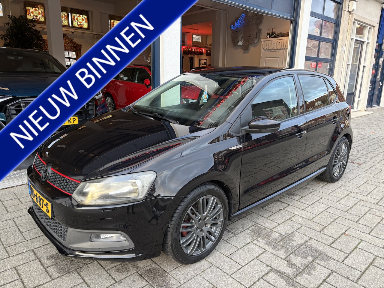 Volkswagen Polo - 1.2-12V Trendline GTI LOOK NAVI/CRUISE/STOELVERWARM./NW APK - AutoWereld.nl