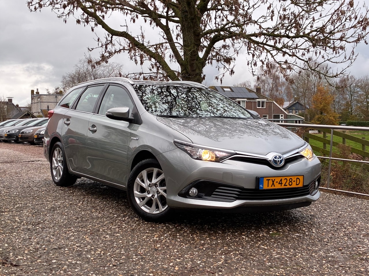 Toyota Auris Touring Sports - 1.8 Hybrid Energy | Navi + Camera + Cruise Nu € 10.975,-!!! - AutoWereld.nl