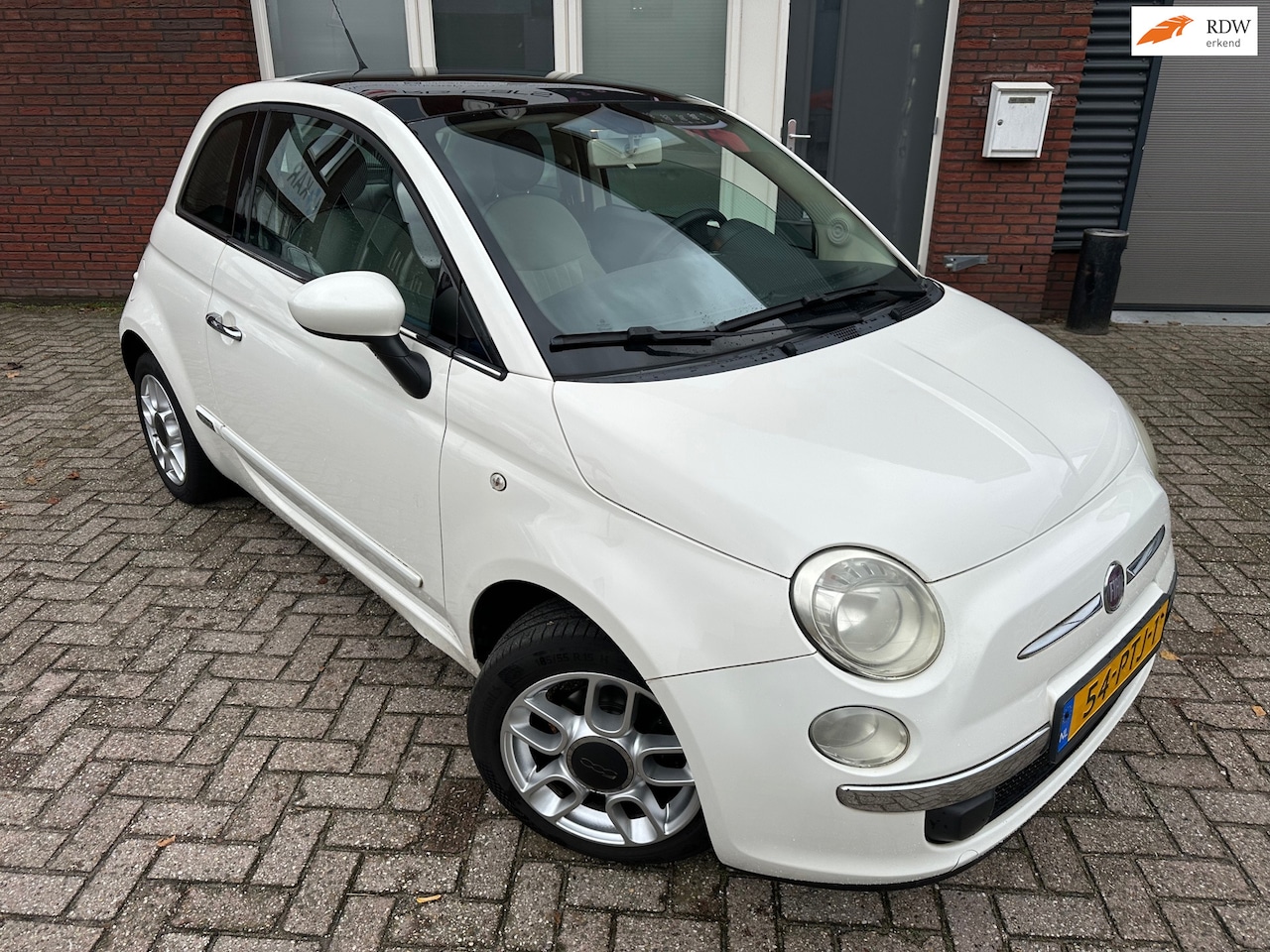 Fiat 500 - 1.2 Lounge / 1 Eig / Pano / Airco / NAP - AutoWereld.nl