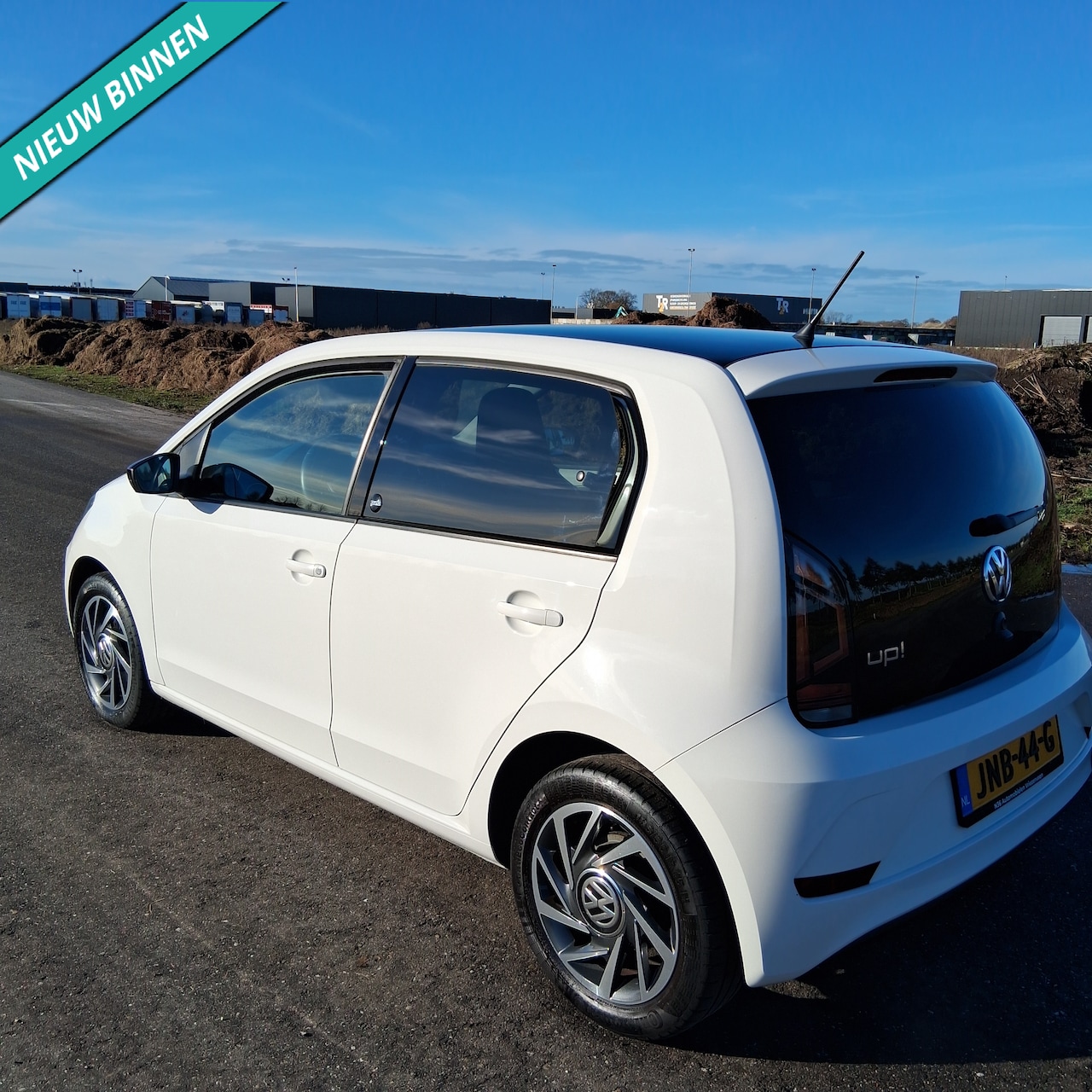 Volkswagen Up! - 1.0 BMT take up! Volkswagen Up!2018/1e eigenaar/Sound edition/Zwartdak/Chique - AutoWereld.nl
