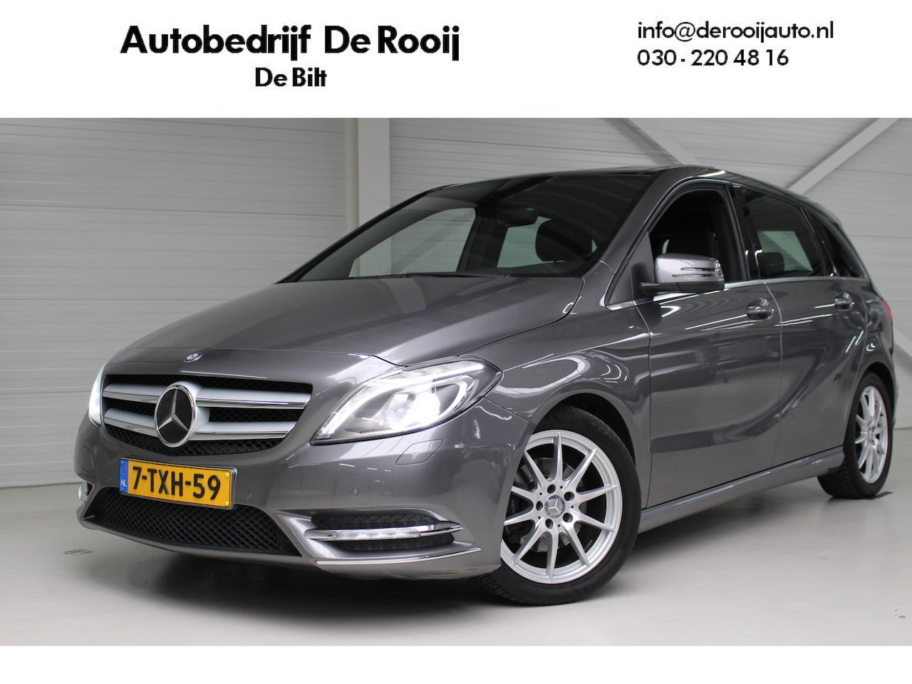 Mercedes-Benz B-klasse - 180 Ambition Comfort Panoramadak | Navigatie | Parkeersensoren | Dealeronderhouden - AutoWereld.nl
