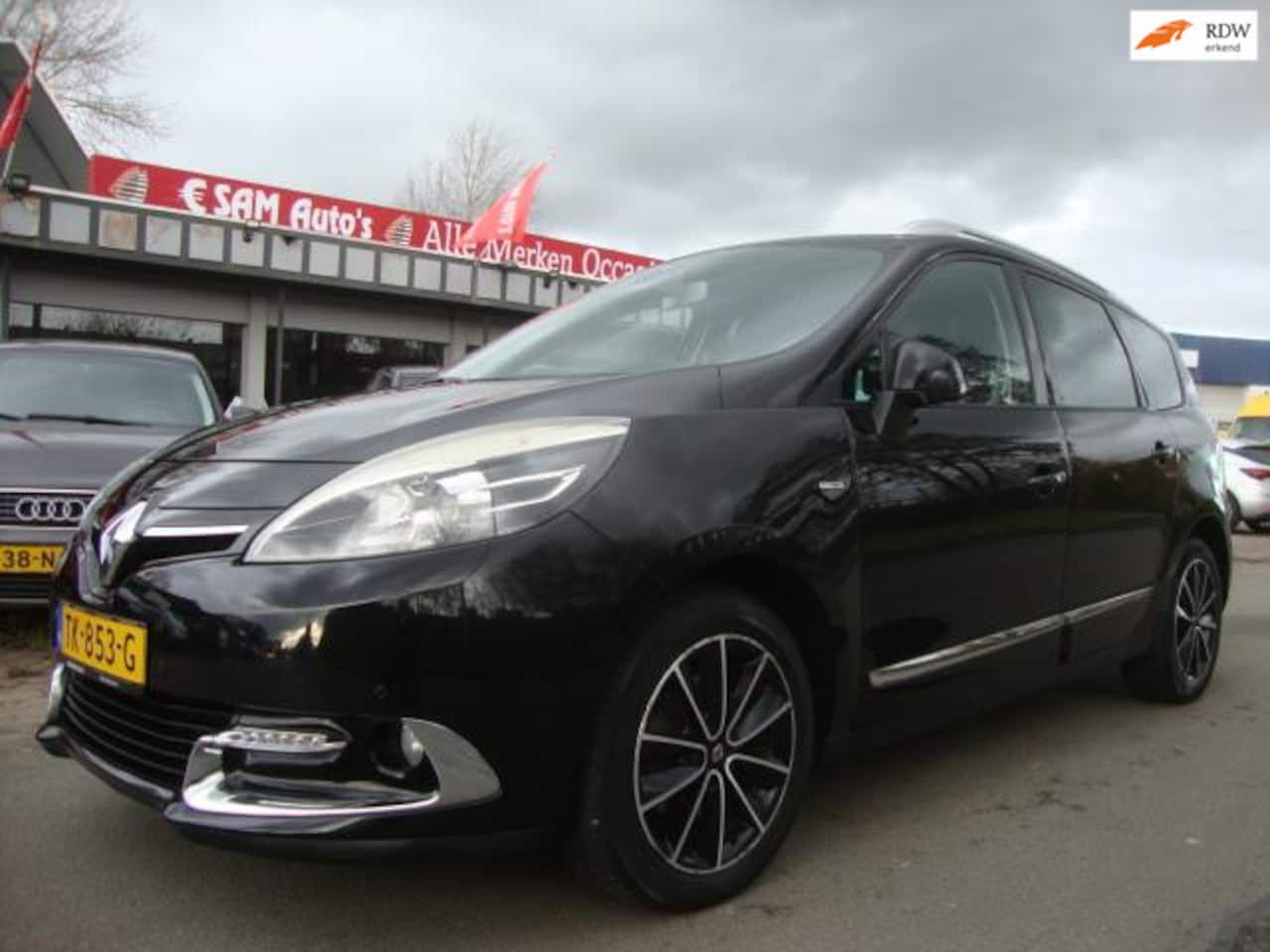 Renault Grand Scénic - 1.6 dCi Bose 1.6 dCi Bose ( 6-VER +NAVI ) - AutoWereld.nl