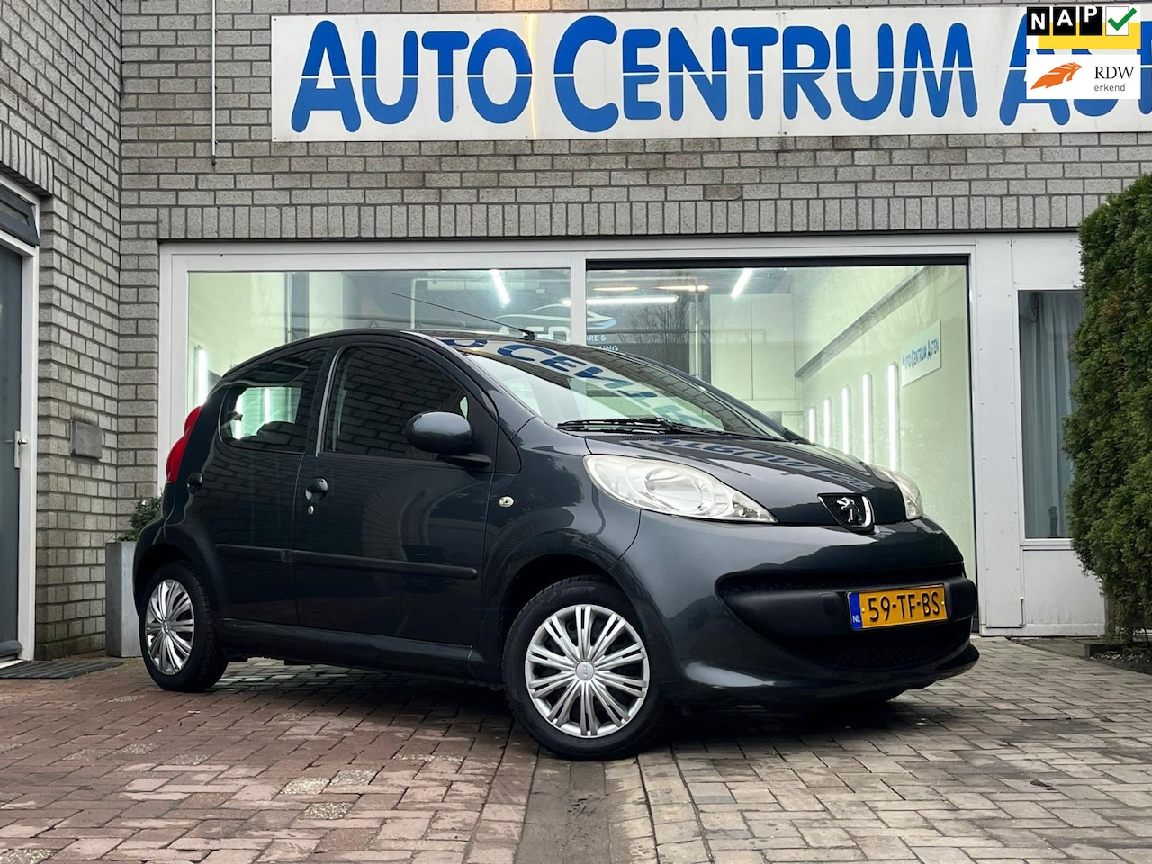Peugeot 107 - 1.0-12V XS Automaat 5 deurs - AutoWereld.nl