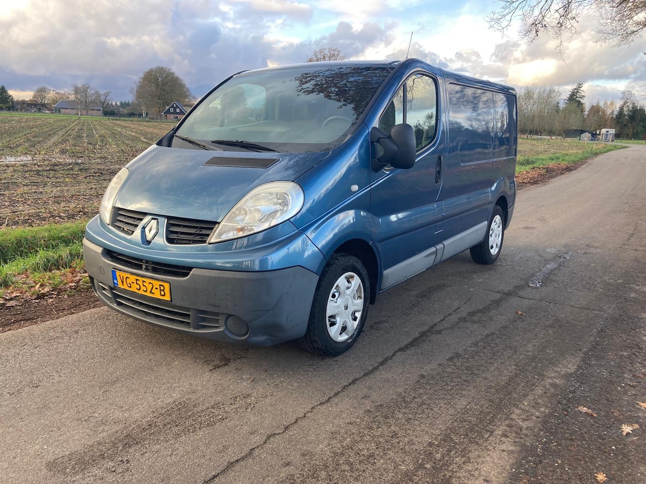 Renault Trafic - 2.0 dCi T27 L1H1 Eco Black Edition 2.0 dCi T27 L1H1 Eco Black Edition - AutoWereld.nl