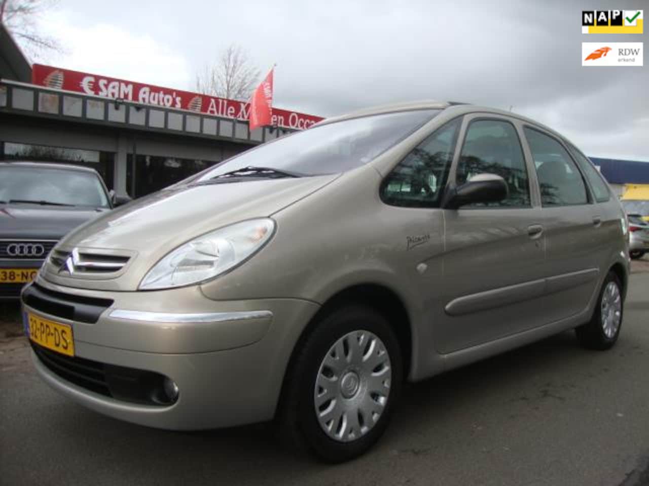 Citroën Xsara Picasso - 1.8i-16V Image 1.8i-16V Image ( panoramadak ) - AutoWereld.nl