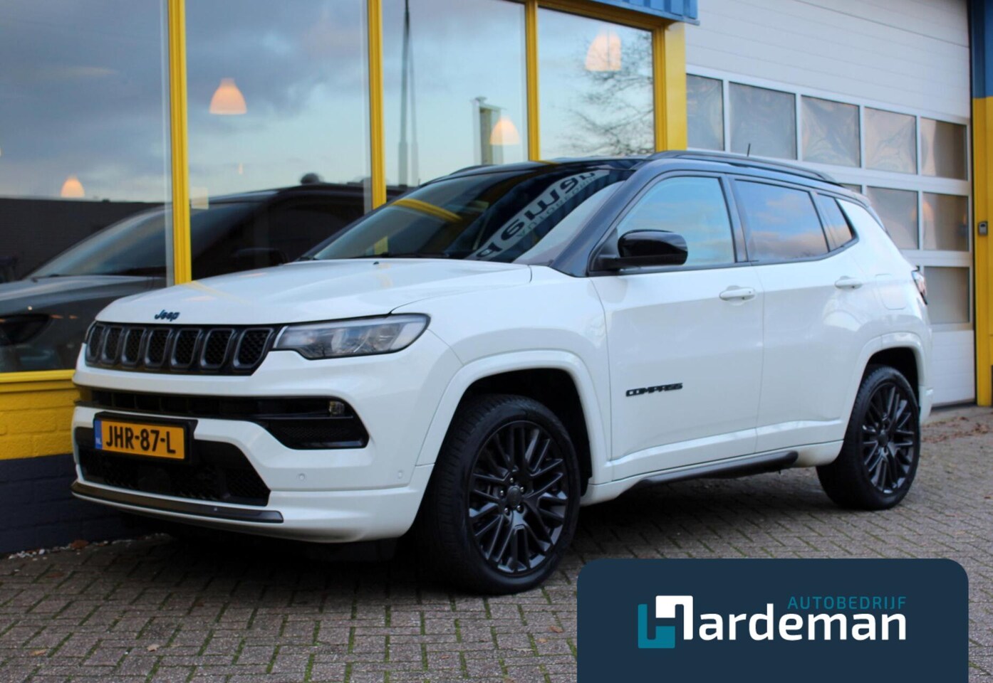 Jeep Compass - 4xe 240 Plug-in Hybrid Electric S Leder - AutoWereld.nl