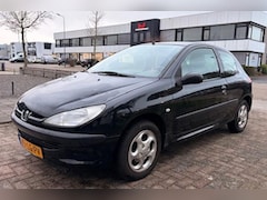 Peugeot 206 - 1.4 X-line 147.000km APK gek. 01-2027