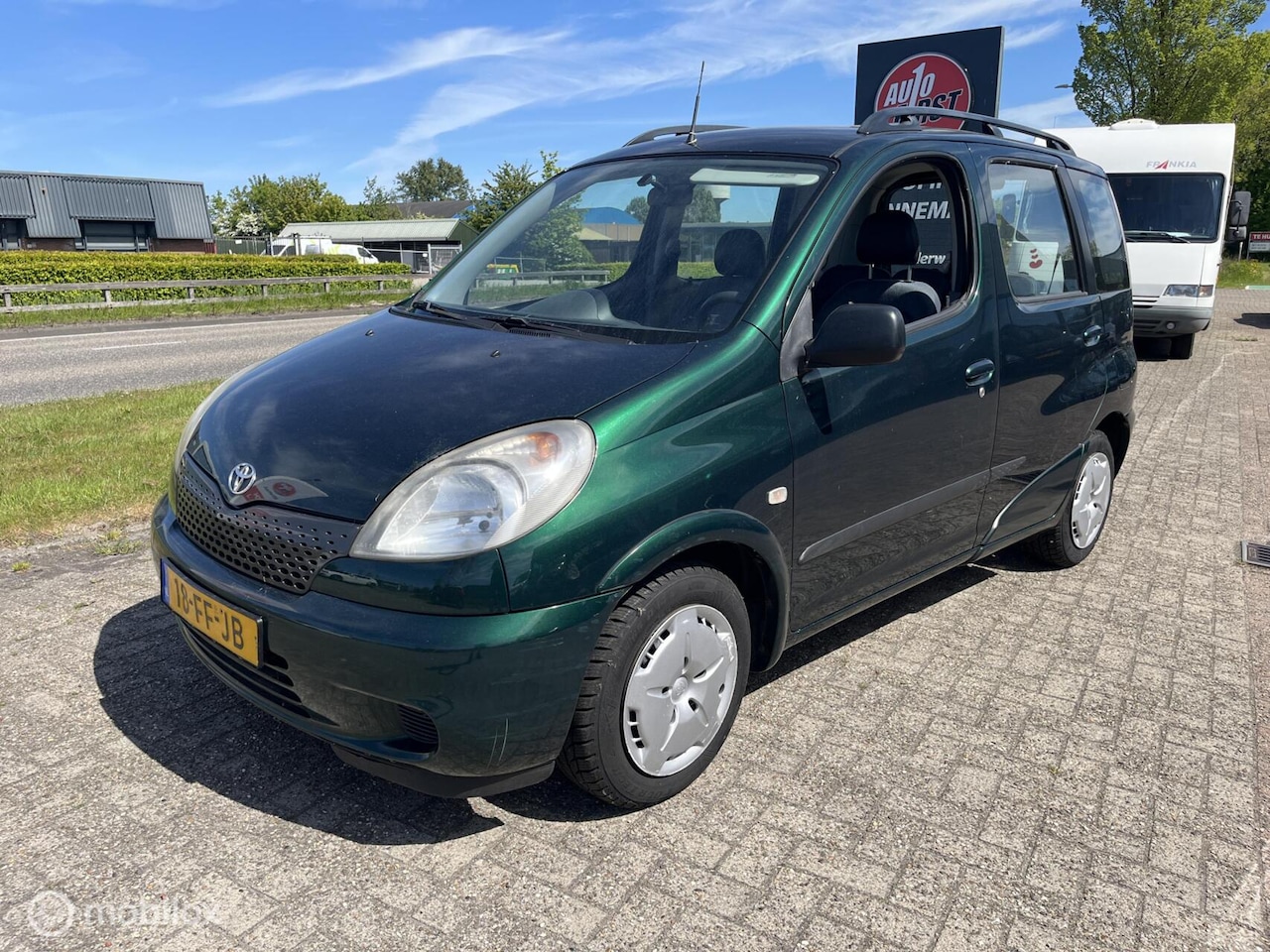 Toyota Yaris Verso - 1.3-16V VVT-i Luna 1.3-16V VVT-i Luna - AutoWereld.nl