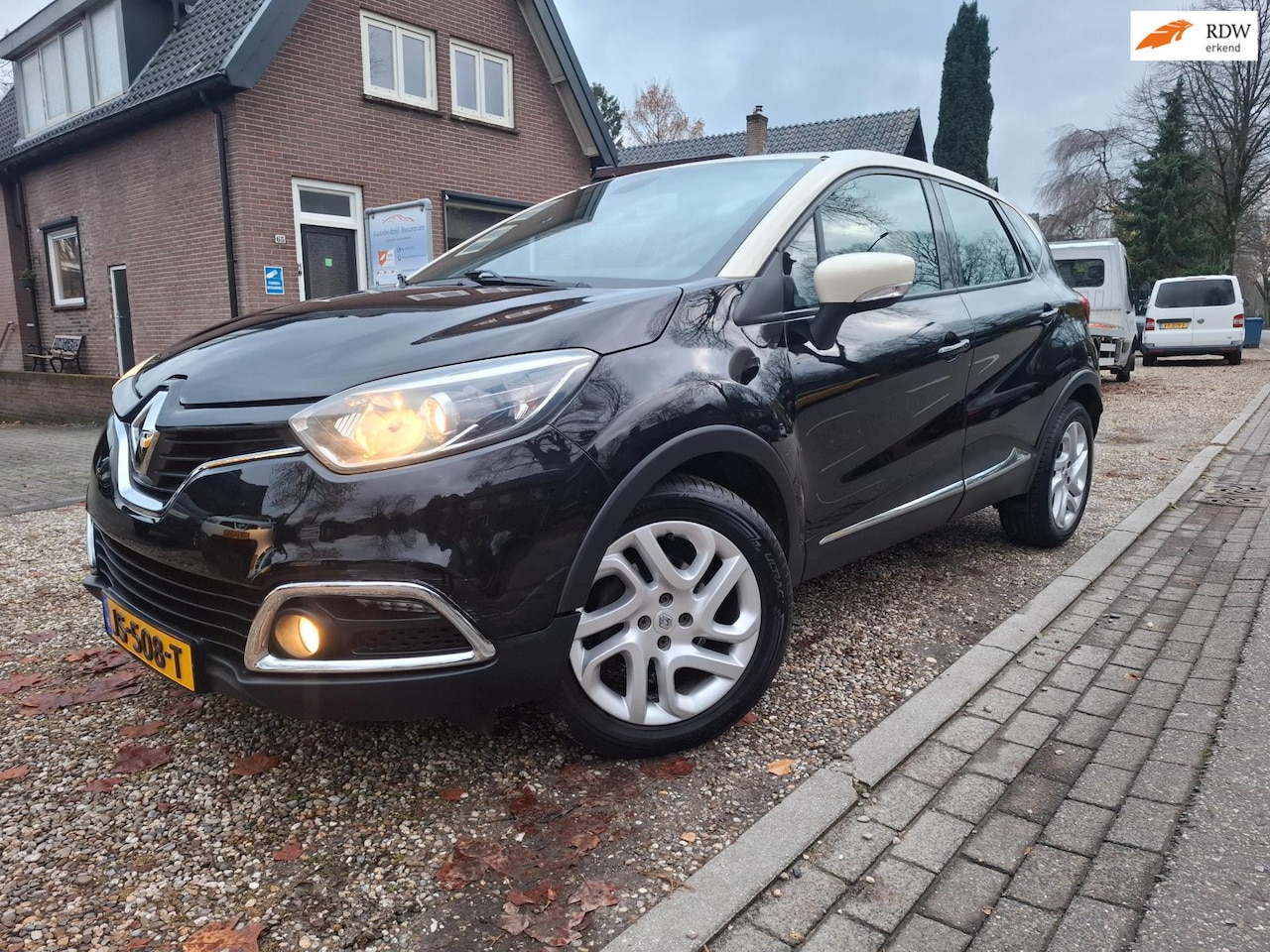 Renault Captur - 1.2 TCe Dynamique automaat dealer ohdn - AutoWereld.nl