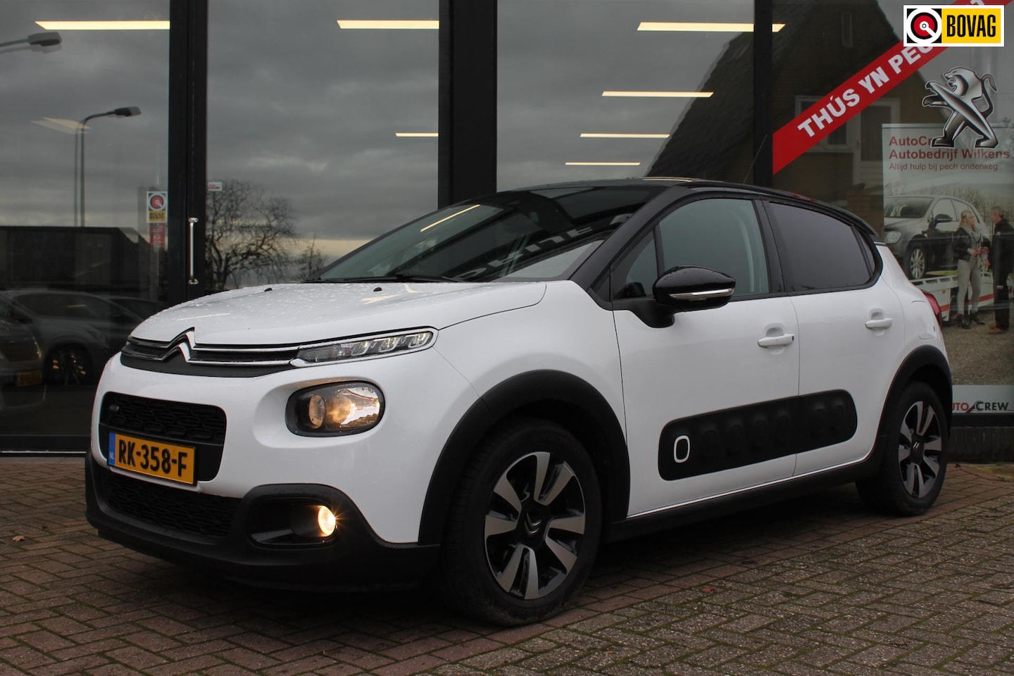 Citroën C3 - 1.2 PureTech Shine Navi/Cruise/LMV! - AutoWereld.nl