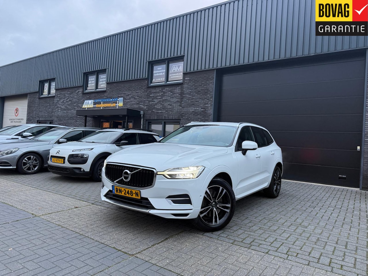 Volvo XC60 - 2.0 T5 Momentum | 2E EIGENAAR | 12MND GARANTIE | AUTOMAAT | NAVI | LEDER | CARPLAY | CRUIS - AutoWereld.nl