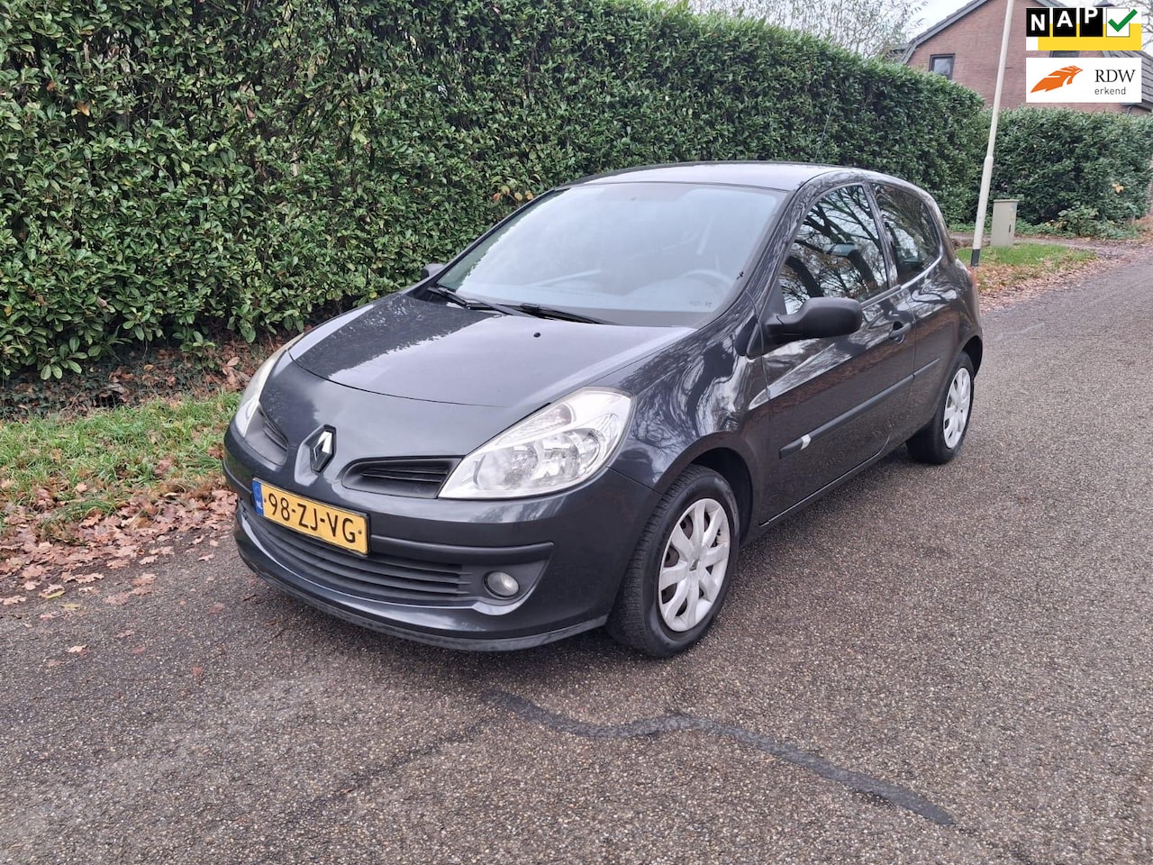 Renault Clio - 1.2 Special Line 1.2 Special Line - AutoWereld.nl