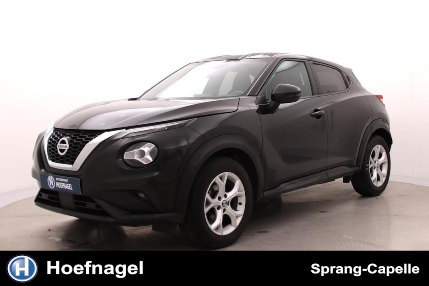 Nissan Juke - 1.0 DIG-T N-Connecta | Navi | Cruise Control | Camera | Stoelverw. | CarPlay - AutoWereld.nl
