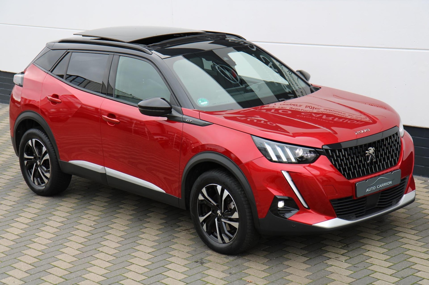 Peugeot 2008 - 1.2 GT Pack 155PK Pano 1ste Eig Pano zeer luxe - AutoWereld.nl