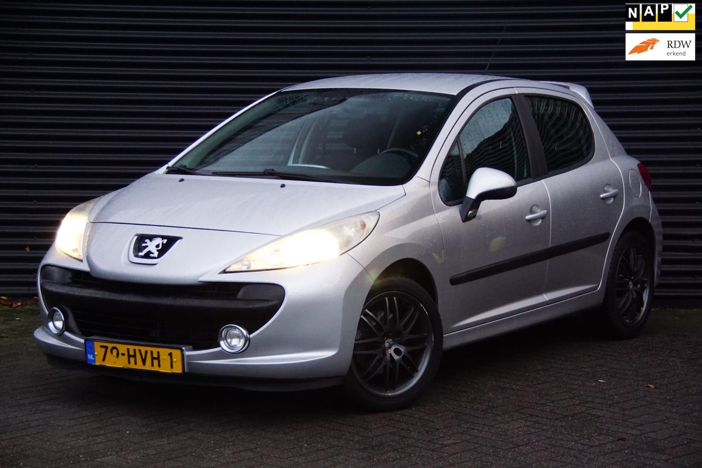 Peugeot 207 - 1.6 VTi Look | Cruise | Airco | 5 drs | - AutoWereld.nl