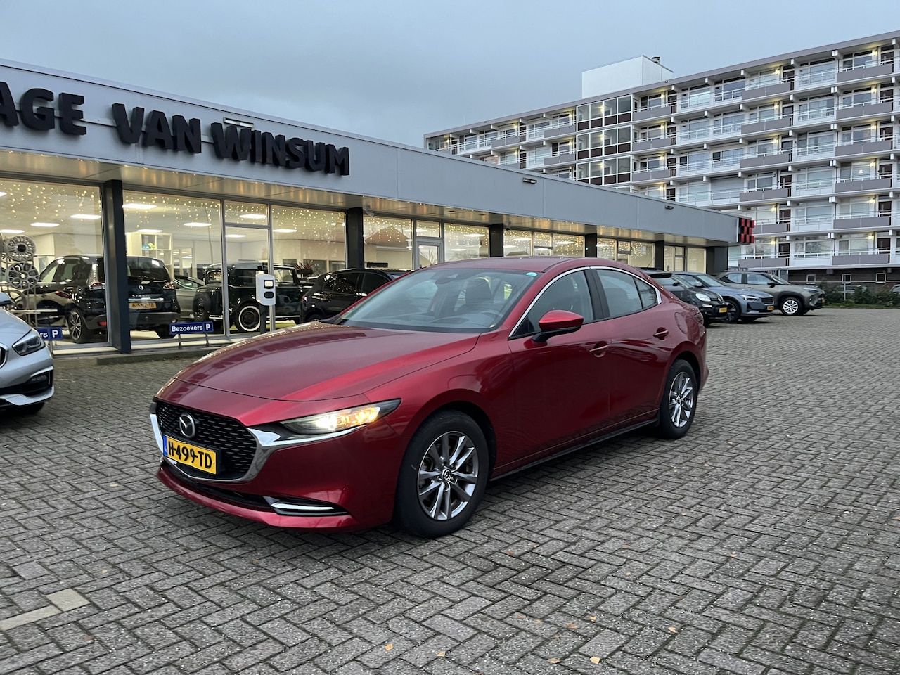 Mazda 3 - 2.0 e-SkyActiv-X M Hybrid 180pk Navi AdCruise Lmv Nap - AutoWereld.nl