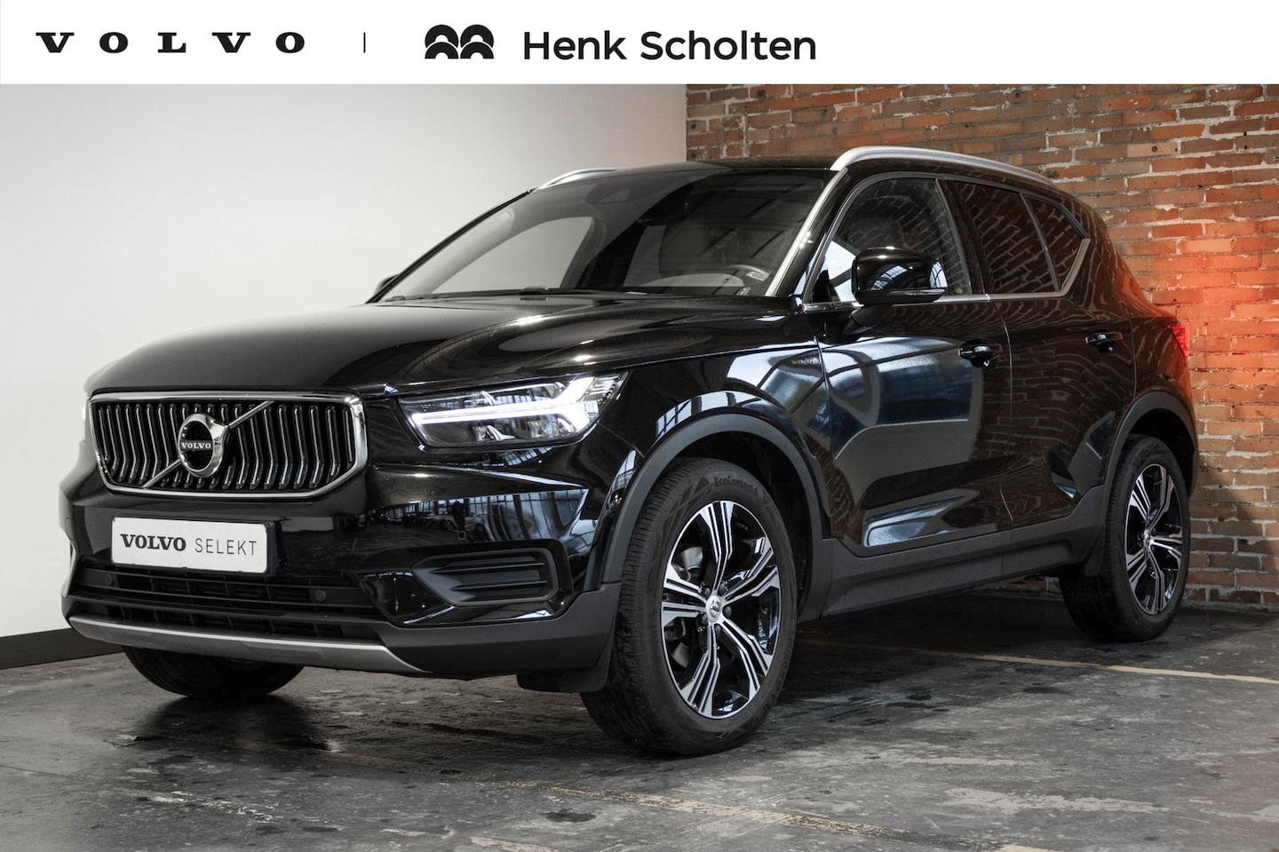 Volvo XC40 - T2 Inscription | Blond Lederen Bekleding | Adaptive Cruise Control | Parkeersensoren voor - AutoWereld.nl