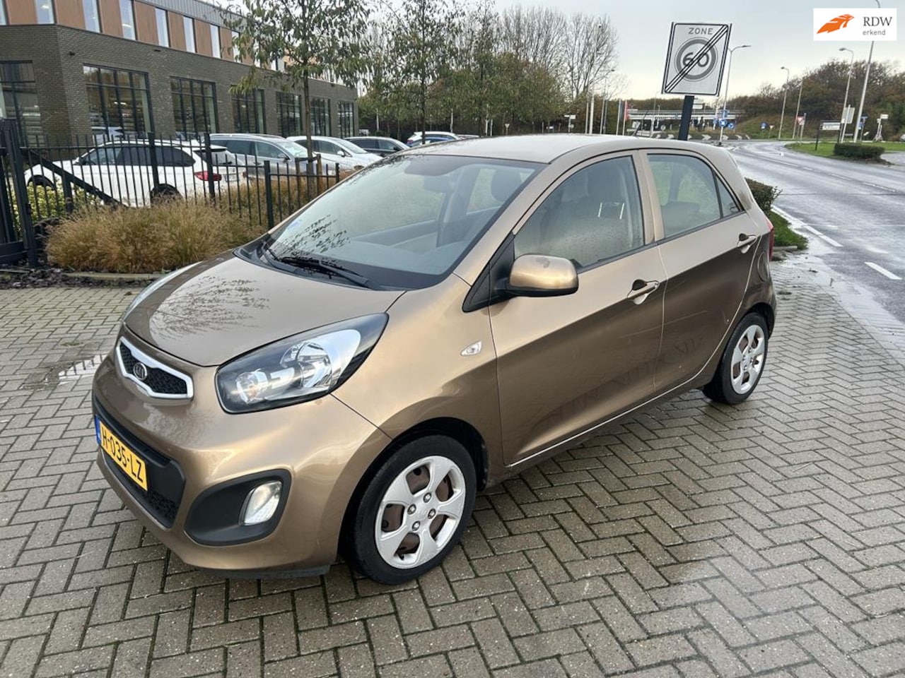 Kia Picanto - 1.0 CVVT Plus Pack 2012! AIRCO! - AutoWereld.nl