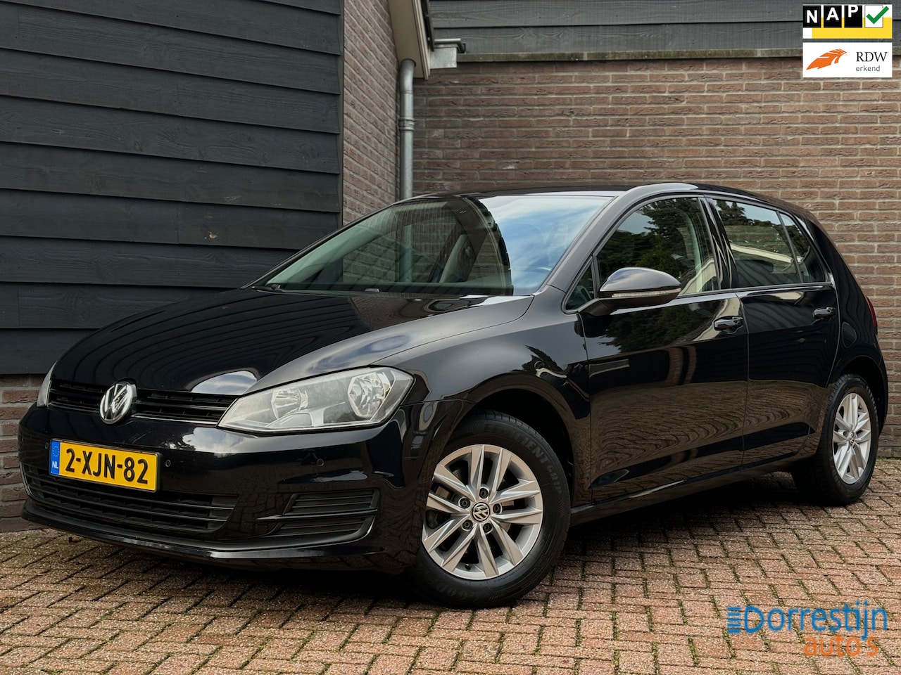 Volkswagen Golf - 1.2 TSI | Navigatie | PDC | 5-deurs | NAP - AutoWereld.nl