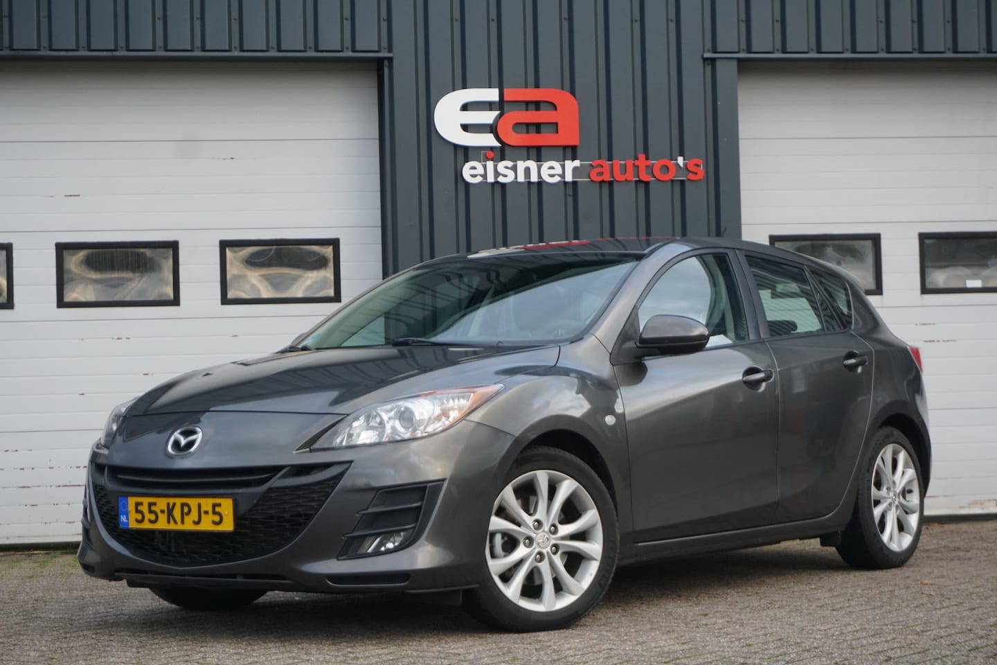 Mazda 3 - 2.0 DiSi Plus | STOELVERW. | BOSE | TREKHAAK | CLIMATE | - AutoWereld.nl
