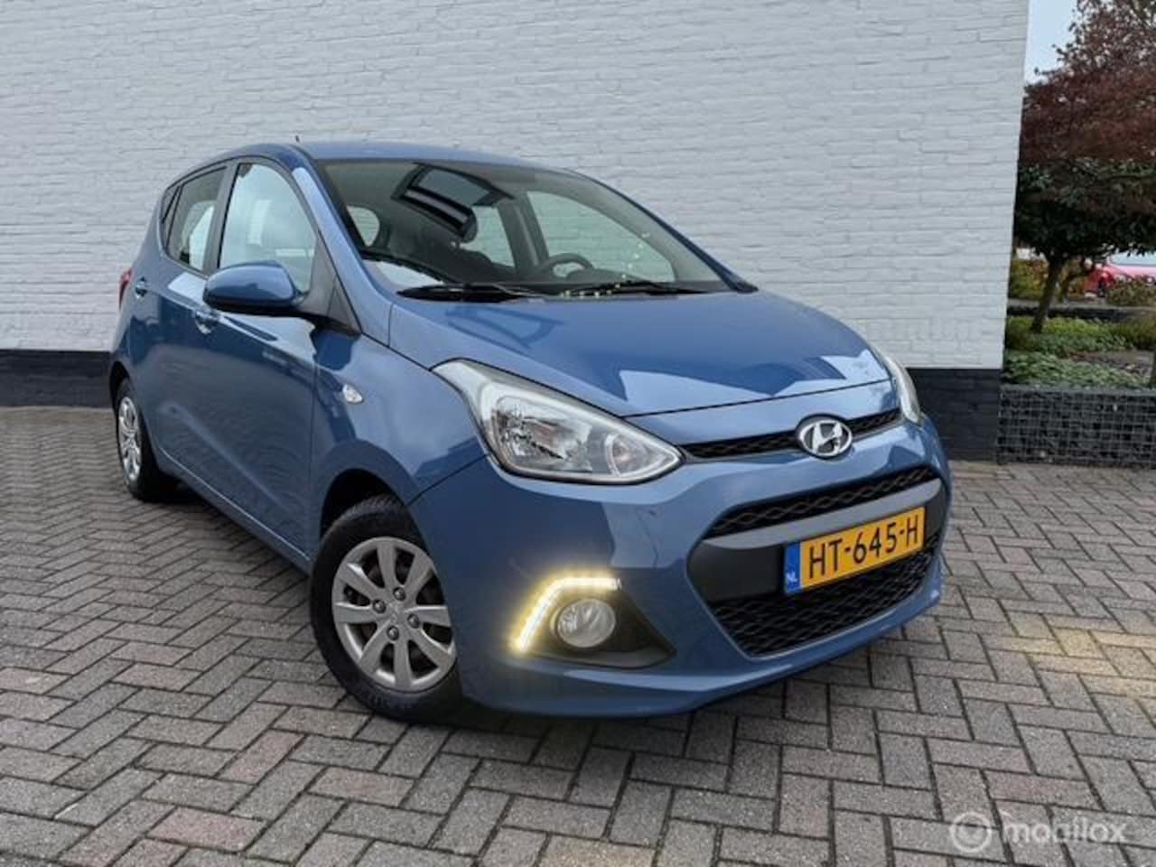 Hyundai i10 - 1.0i i-Motion Comfort Plus 1.0i i-Motion Comfort Plus - AutoWereld.nl