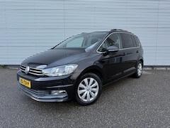 Volkswagen Touran - 1.4 TSI Con. Ser. 7p Automaat PDC Cruise Stoelverwarming nette s