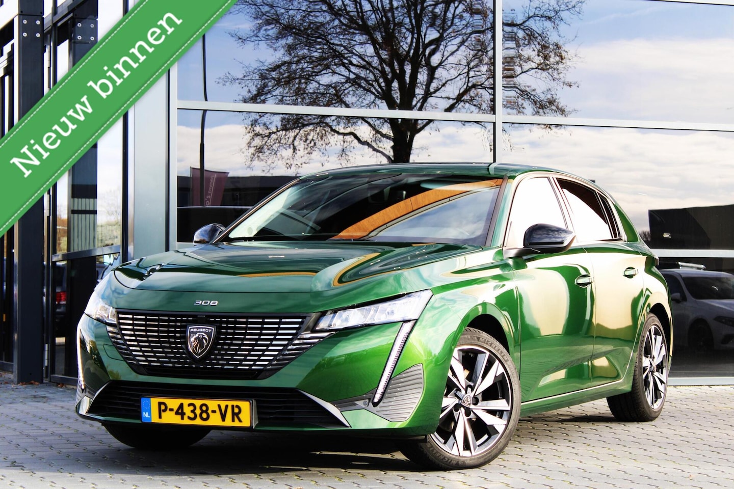 Peugeot 308 - 1.2 131PK Allure | Camera | Navigatie - AutoWereld.nl