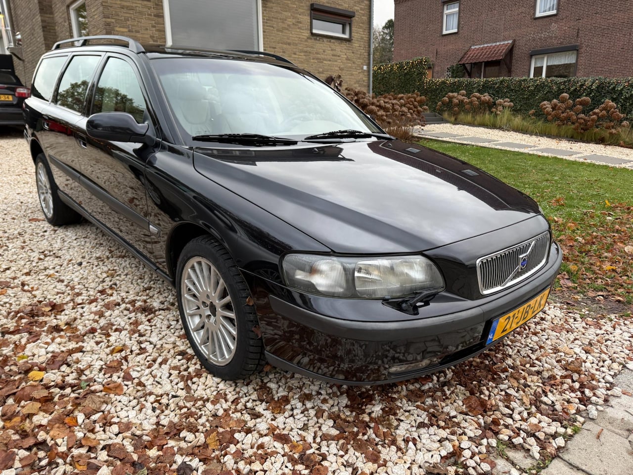 Volvo V70 - 2.4 T AWD Handbak Nwe Distributie&APK. - AutoWereld.nl