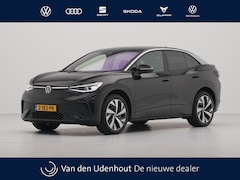 Volkswagen ID.5 - Pro Business 77 kWh 286pk Navigatie Camera Stoelverwarming Acc 246