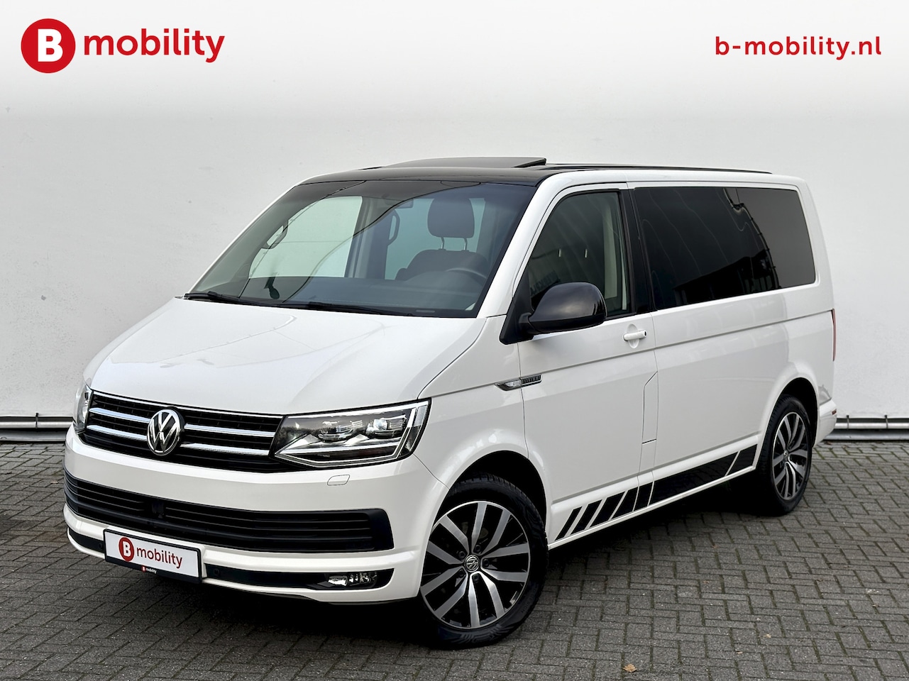 Volkswagen Transporter Multivan - 2.0 TDI Highline 7 Pers.Trekhaak Bulli Multivan T6 Schuif/Kanteldak | Standkachel | Leer / - AutoWereld.nl