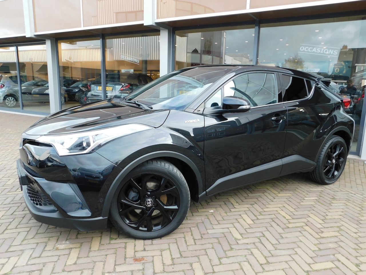Toyota C-HR - 1.8 Hybrid Black Edition 1.8 Hybrid Black Edition - AutoWereld.nl