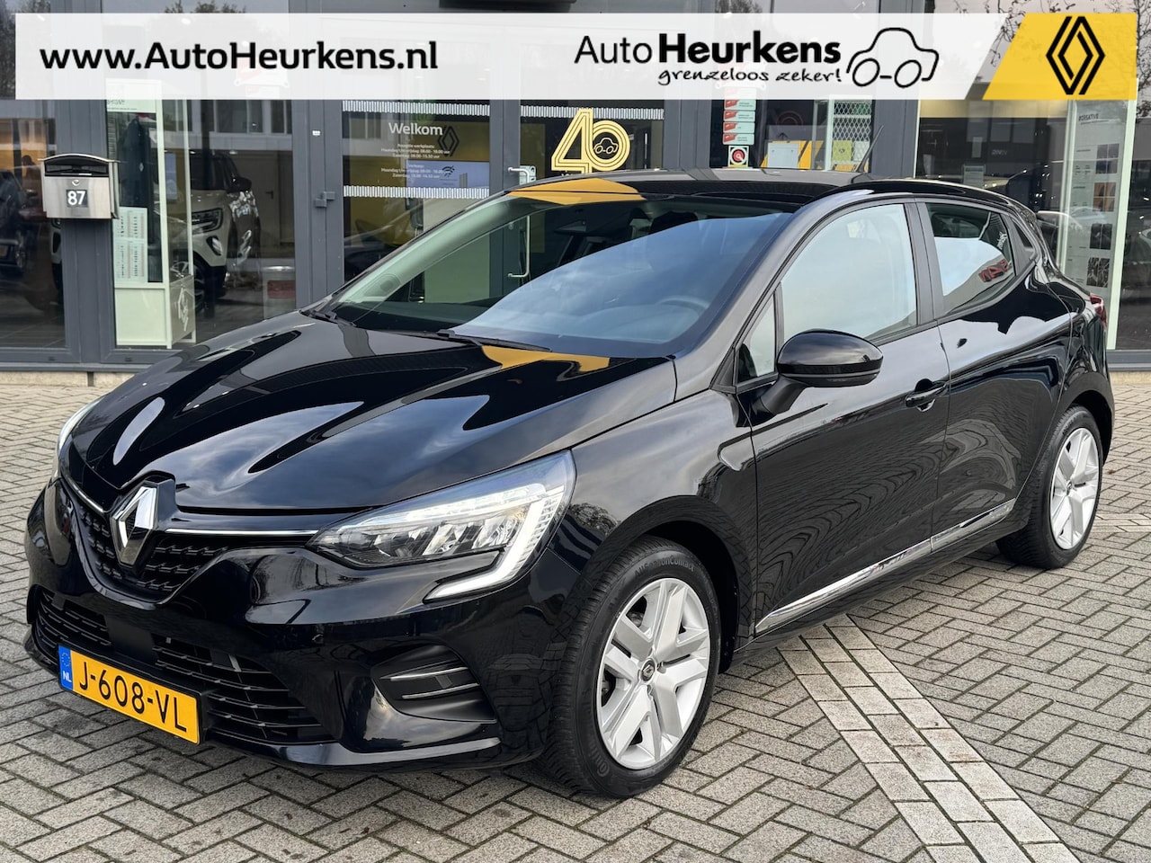 Renault Clio - TCe 90 Zen | Dealeronderhouden | 1e Eigenaar | NL Auto | - AutoWereld.nl