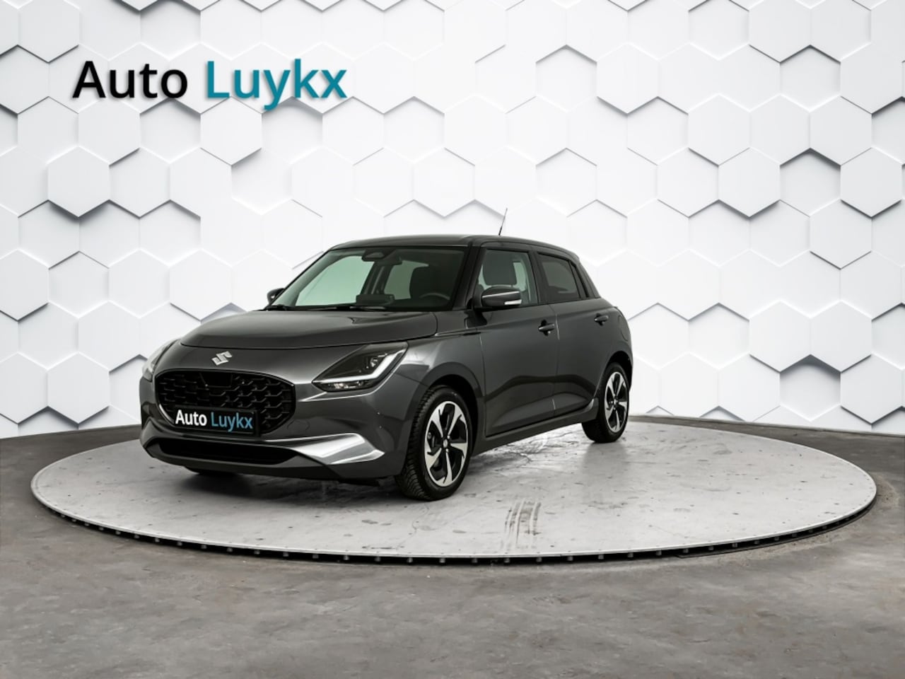 Suzuki Swift - 1.2 Style Smart Hybrid Automaat | Navigatie | Apple Carplay/Android Auto | Adaptieve Cruis - AutoWereld.nl