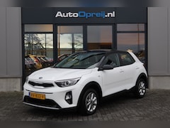 Kia Stonic - 1.2 MPi ComfortPlusLine Navigator Two-Tone Camera, Trekhaak, PDC, Cruise