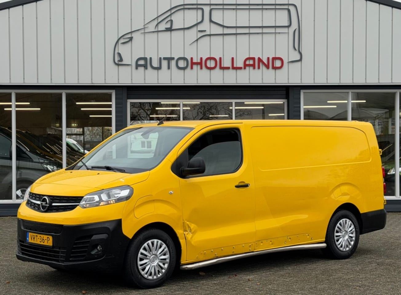 Opel Vivaro - 50KWH L3H1 NAVIGATIE/ CAMERA/ AIRCO/ CRUISE CONTROL/ 100% DEALERONDERHOUDEN - AutoWereld.nl