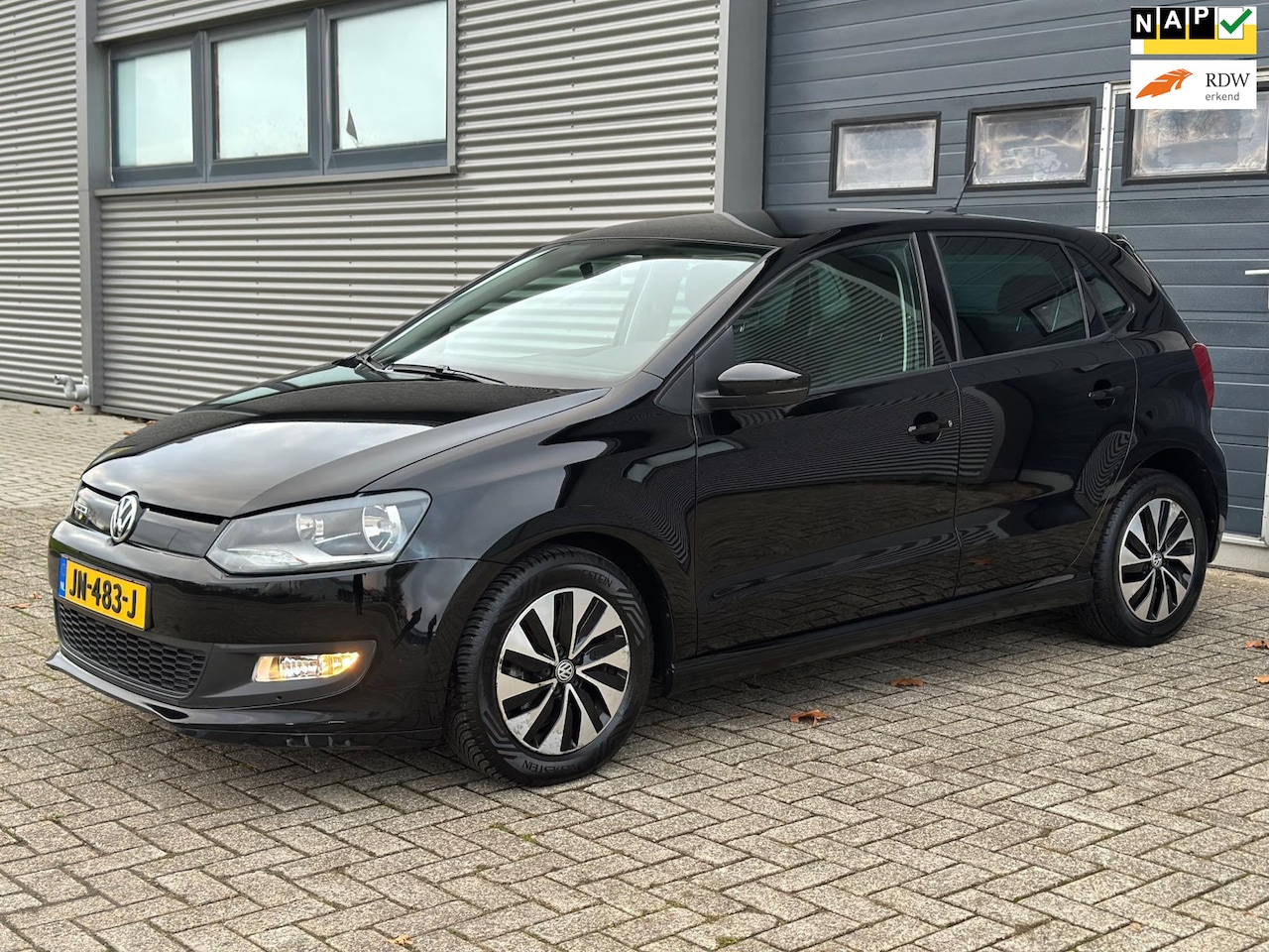 Volkswagen Polo - 1.0 BlueMotion Edition NETTE STAAT - DEALER ONDERHOUDEN - NWE APK - LM VELGEN!!! - AutoWereld.nl