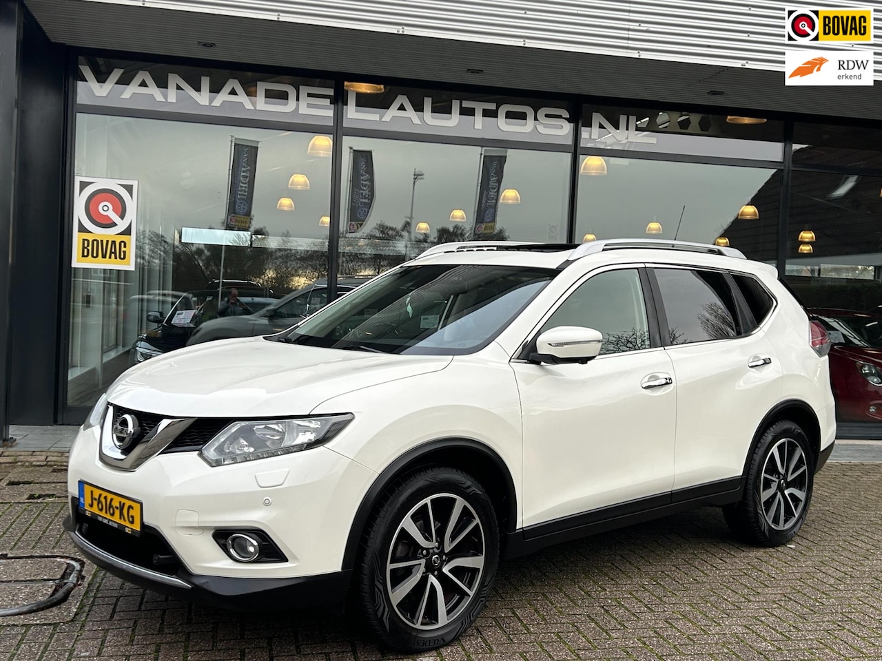 Nissan X-Trail - 1.6 DIG-T Connect Edition Schuif-Pano 360 Camera Navi Park.Sens Trekhaak Dealeronderhouden - AutoWereld.nl