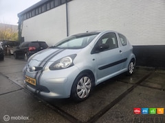 Toyota Aygo - 1.0-12V - 1 jaar Apk