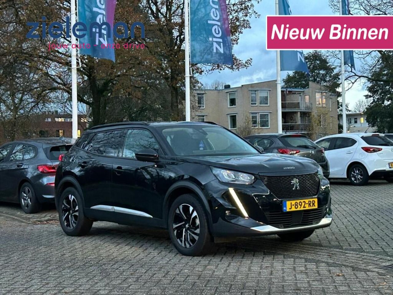 Peugeot 2008 - e-2008 Allure 50 KWH - Carplay, Navi, Cruise - AutoWereld.nl
