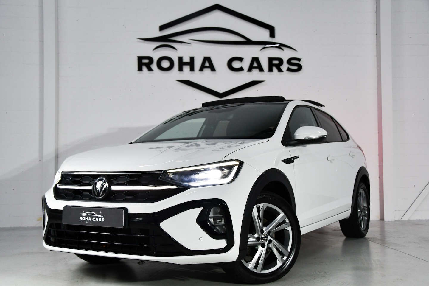 Volkswagen Taigo - 1.5 TSI R-Line Pano keyless Camera - AutoWereld.nl