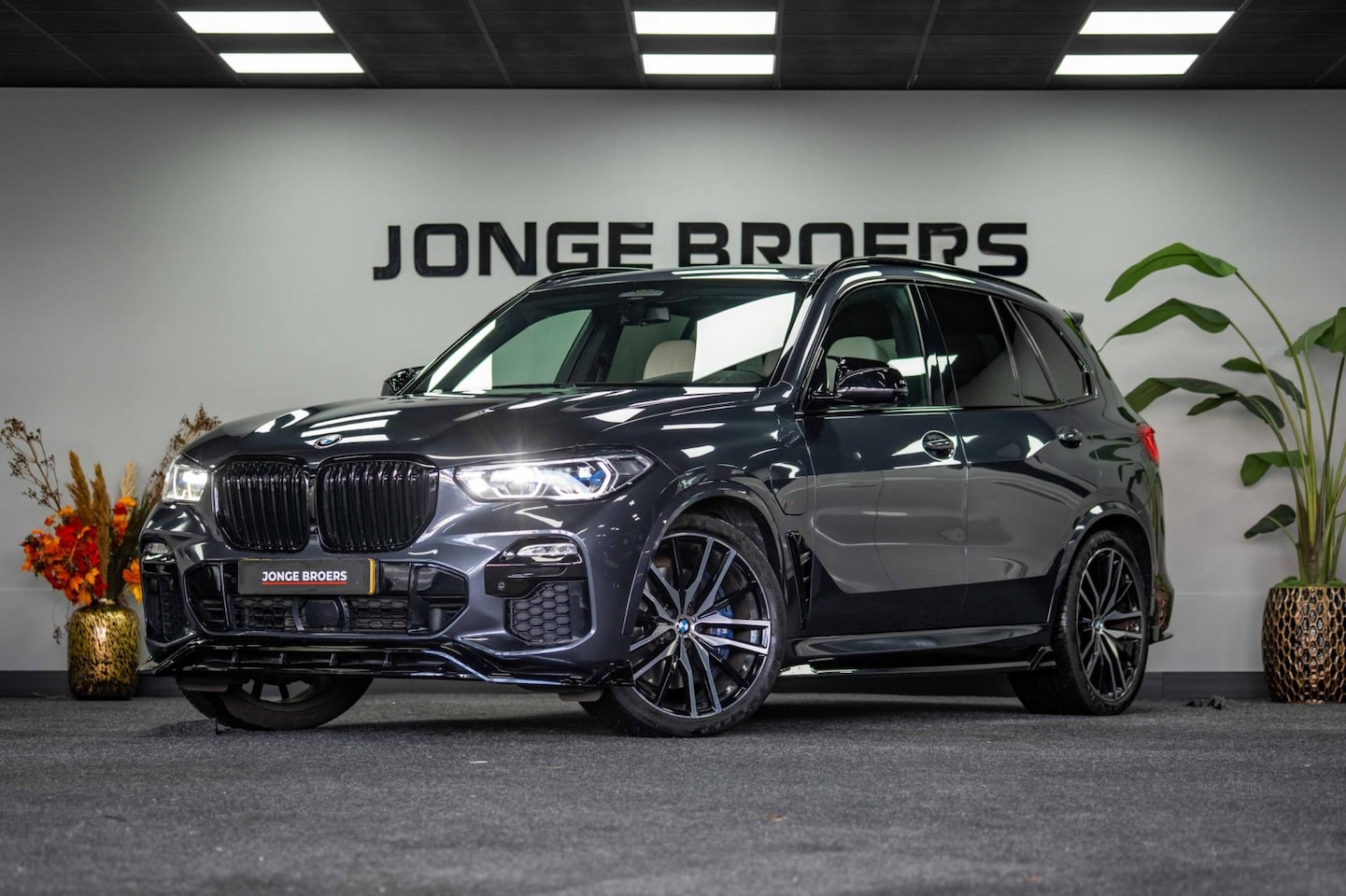 BMW X5 - XDrive45e High Executive |SkyLounge|Bowers&Wilkins|Adaptieve - AutoWereld.nl