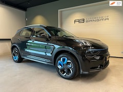 Lynk & Co 01 - 1.5 AUTOMAAT/SCHUIFDAK/CLIMA AIRCO/LM-VELG/APPLE CARPLAY+ANDROID/ADAPT.CRUISE CONTROL/NAVI