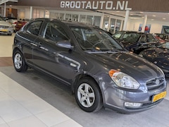 Hyundai Accent - 1.6i Dynamic Airco, Stuurbekrachtiging